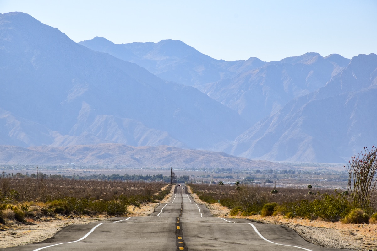 USA, California, Anza Borrego desert, road